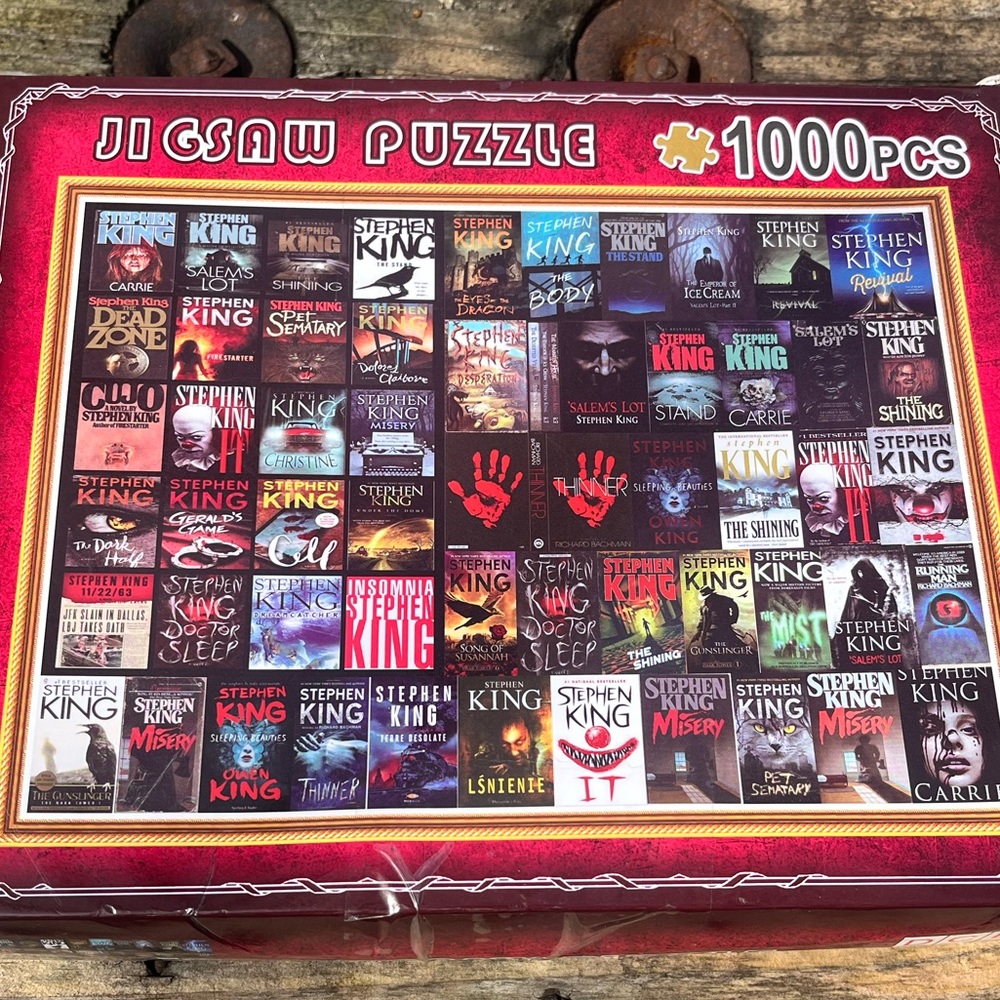1000piece Stephen King Cover Puzzle